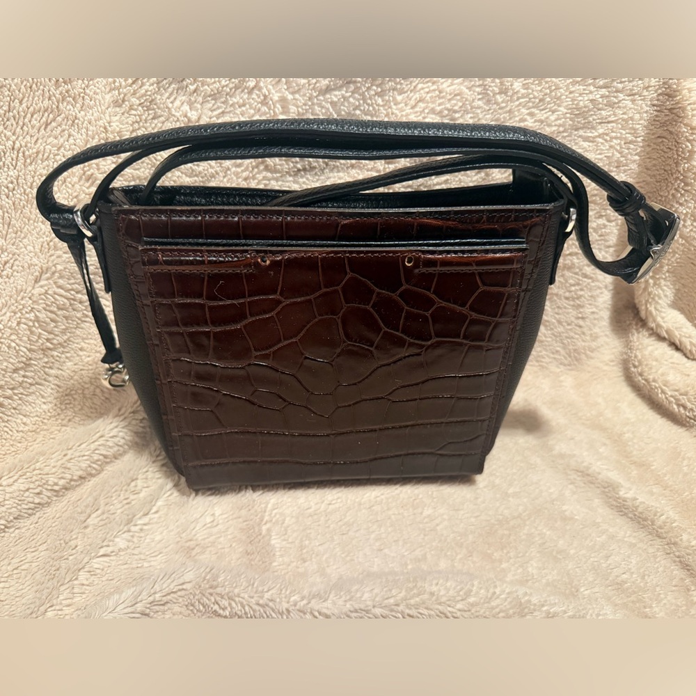 EUC Brighton Crocodile Embossed Leather Crossbody Bag - Picture 2 of 13